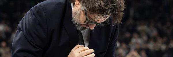 KO JE ANDREA TRINKIJERI?! Blizu je klupe Partizana, a crno-beli deo javnosti ga obožava: Upoznajte italijanskog trenera iz svih uglova!