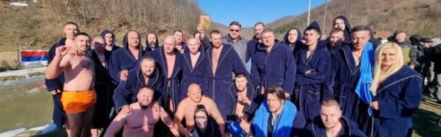 Ivana Stevanović zauzela prvo mesto u plivanju za Časni krst u selu Dulene