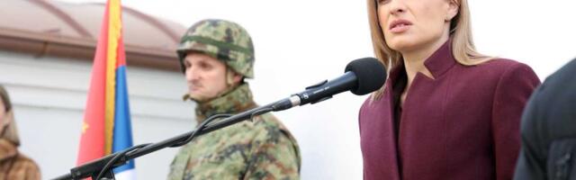 Ministarka Đurđević Stamenkovski u manastiru Krušedol: Oslanjanje na sopstvenu snagu i nacionalno jedinstvo - najveća zavetna poruka naših predaka (foto)