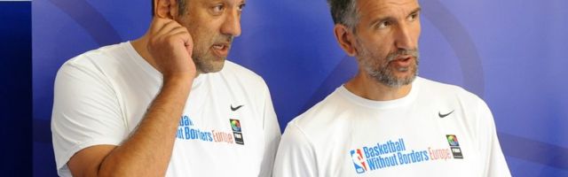 Nekad lopta, danas poljoprivreda: Drobnjak pravi rakiju kruškovaču