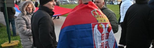 DIRLjIVE SCENE: Heroje s Kosova i Metohije dočekuju heroji s košara!