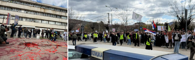 Crvena farba i skandiranje ispred Policijske uprave (VIDEO)