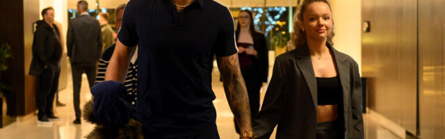 Brutalna plavuša zapalila mreže: Sevaju noge i stomak devojke košarkaša Zvezde (FOTO)