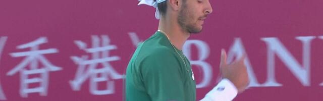 Bublik preslišao Musetija za titulu u Hong Kongu