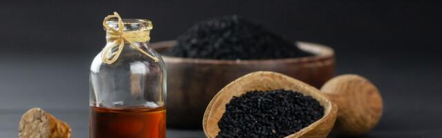 Zovu ga "Božji dar", a već ga imate kod kuće: Kašičica dnevno za bolji holesterol i jetru