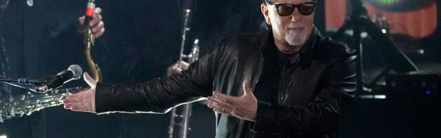 Legendarni kantautor se vratio na scenu: Prvi nastup nakon dijagnoze poremećaja mozga