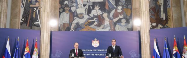 Вучић: Од Лаврова забрињавајући подаци о КиМ, ЕУ хоће да пустимо Косово у УН