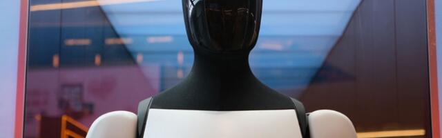 Veliki veštački inteligentni mozak: Tesla ima nekoliko predstojećih prekretnica za Optimus