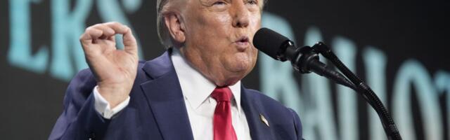 Američke demokrate objavile selekciju slika iz Epstajnove kolekcije: Na njima Tramp, Klinton, princ Endru