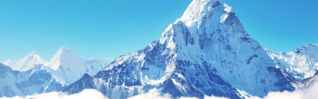 Mont Everest porastao za 86 centimetara