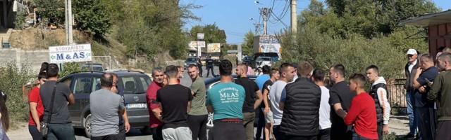 Mještani Mura blokirali magistralu – Traže hitno rješenje kanalizacione mreže