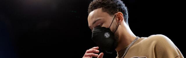 AKO GA ON NE NAUČI NEĆE NIKO! Legendarni šuter uči "ciglara" da šutira /VIDEO/