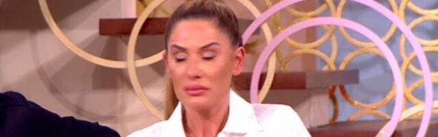 OSVETA JE NAJBOLJA KADA JE HLADNA! POKAŽI KOLIKO SI PAMETNA: Ana Ćurčić dobila od NJIH podršku i savet zlata vredan!