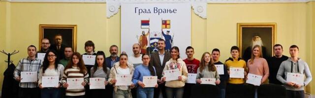 Trideset mladih Vranjanaca završilo obuku programiranja