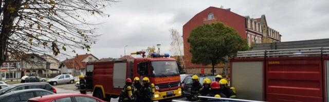 Uspešno izvedena taktičko-pokazna vatrogasna vežba na Aerodromu (FOTO)
