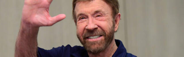 Трамп се опростио од Чака Нориса: Био је сјајан момак и велика подршка