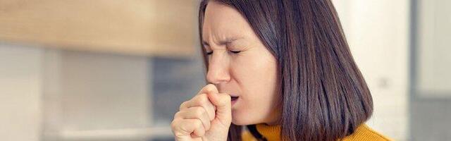 MOJA BAKA JE KRALJICA PRIRODNOG, KADA SE PREHLADIM DA MI OVAJ RECEPT: Narodni lek za kašalj od TRI sastojka koji sigurno deluje!