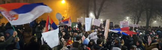 Hiljade studenata i građana u protestnoj koloni u centru Beograda