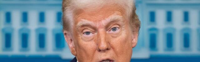 Otkrivene nove Epstajnove prepiske: Tramp je znao za devojke