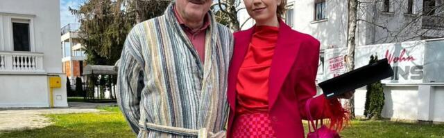 "U poseti ocu..." Ristovski izazvao lavinu komentara slikom sa 39 godina mlađom Anicom: Njena majka reagovala