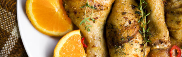 Pileći bataci sa pomorandžom i brusnicom: Sočna rapsodija ukusa (RECEPT+ VIDEO)