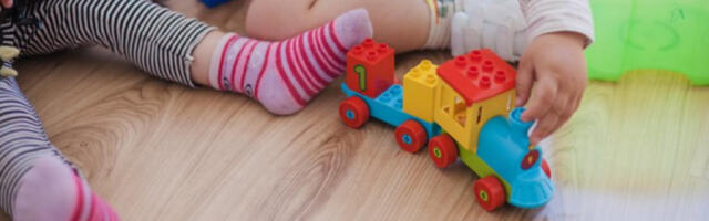 UŽAS NA MILJAKOVCU! Manijaci provalili u vrtić - SVE PORAZBIJALI, PO SLIKAMA DECE CRTALI POLNE ORGANE!