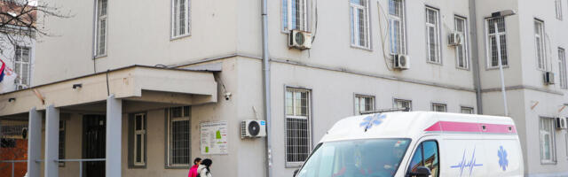 Beograđani se masovno trovali alkoholom: Hitna pomoć tokom noći intervenisala više od 30 puta!