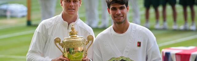 Karlos Alkaraz poslao poruku Janiku SIneru: Postavio sliku svog najvećeg rivala i napisao jednu rečenicu