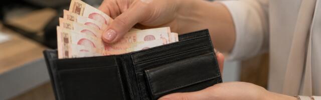 Država sprema još velikih isplata: Evo ko dobija 25.000 dinara, a kome od 1. oktobra stiže 65.000 mesečno