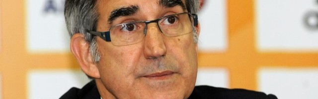 Teške optužbe iz Atine za Bertomeua: On i njegova kompanija kradu iz naših džepova!