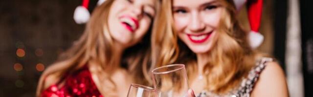 Frizerima i šminkerima pune ruke posla: Evo koliko košta savršen izgled u novogodišnjoj noći!