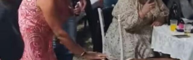 Nije imao bakšiš, pa pevačici poklonio TELE?! Hit scena pod srpskom šatrom (VIDEO)