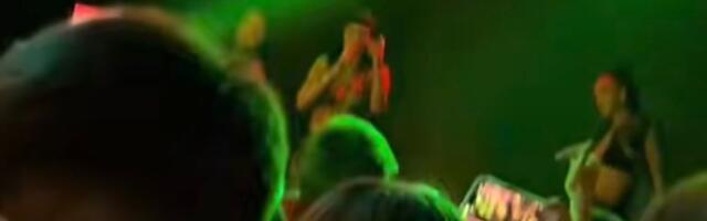 Opasan napad na Teodoru Džehverović: Na nastupu pogođena čašom, osvanuo jeziv snimak