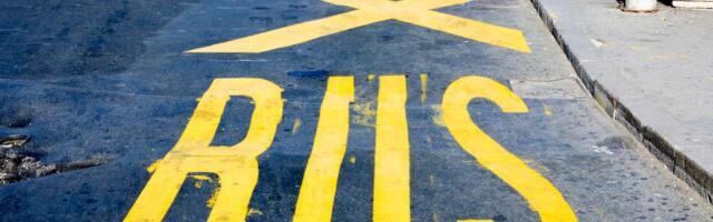 Traži se MILENA iz autobusa 29! Tabla na drvetu, potraga na mrežama... Ako je znate ona ovo MORA da vidi