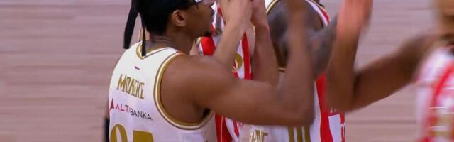 Raspucani Moneke i Mekintajer: Crveno-beli rešetaju trojkama!