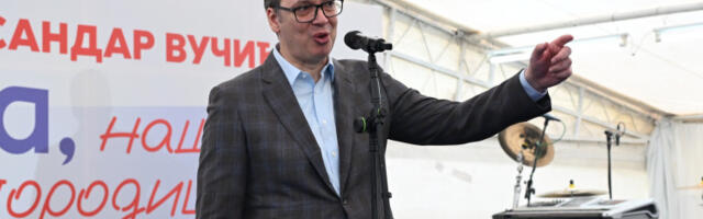 Председник Вучић из Куле позвао грађане да масовно изађу на изборе
