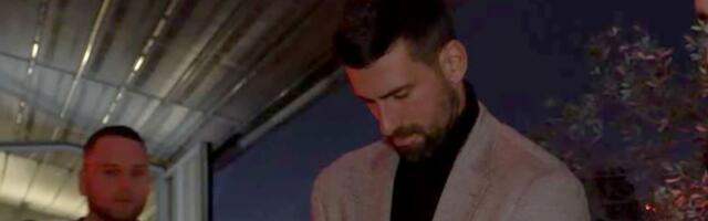 NEVIĐENI SNIMAK Novaka Đokovića iz noćnog provoda: Sa njim bili članovi porodice, na kraju večeri SEVNUO APLAUZ! (VIDEO)