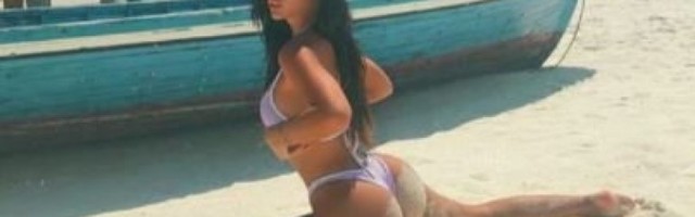 (FOTO) HELENA TOPALOVIĆ SE PODVRGLA NOVOM ESTETSKOM ZAHVATU? Ćerka popularnog pevača POKAZALA OGROMNO POPRSJE, PRELIVA NA SVE STRANE!