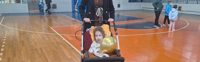 Novogodišnji bazar za Dunju i apel za pomoć