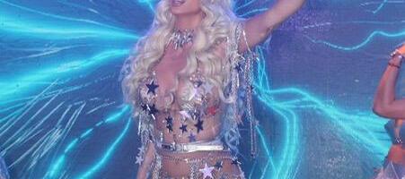 "IZGUBILA SAM DECENIJSKE PRIJATELJE, MASKE SU PALE" Karleuša otkrila da su joj mnogi okrenuli leđa pa poručila: Veći sam vernik od onih koji idu po liturgijama