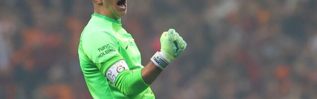 Muslera peti put na Mundijalu: Tokom turnira puni 40 godina