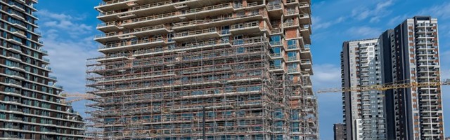 "Beograd na vodi privatna investicija braće Vučić"