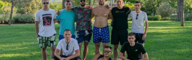Minecraft igrači iz Srbije na zajedničkom letovanju u Hrvatskoj. Tradicionalni meet-up uživo