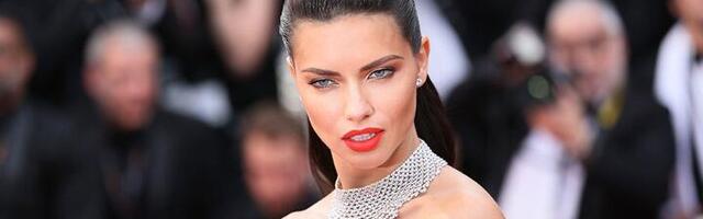 Adrijana Lima zaboravila gaćice kod kuće? Nekadašnja srpska snajka izazvala haos na reviji (VIDEO)