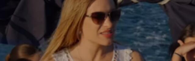 Milica Zavetnica vozila gliser pun dece - "Dovela ih u životnu opasnost, a nema ni dozvolu" (VIDEO)