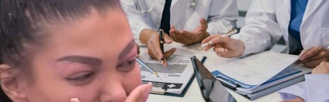 LOŠE VESTI ZA MAJU MARINKOVIĆ, SVE STIGLO DIREKTNO OD LEKARA?! Masovno se javljaju zbog BOLESTI nakon odnosa sa njom?!