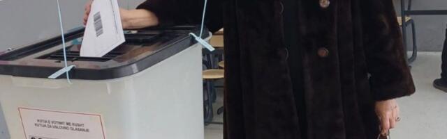 Priština: Završeno brojanje glasova sa biračkih mesta izvan KiM, Samoopredeljenje 50,02%