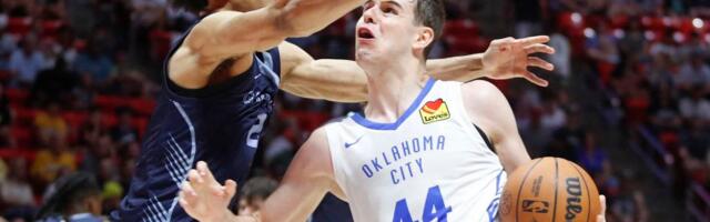 Nek je sa srećom, majstore: Nikola Topić igra svoj prvi zvanični NBA meč!