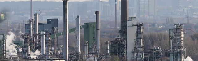 Cene nafte porasle na 112 dolara po barelu