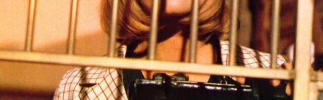 Oženjeni se igrao njenim srcem, 23 godine je lagala da je rodila svog sina: Bolan život koji je glumica krila iza osmeha!